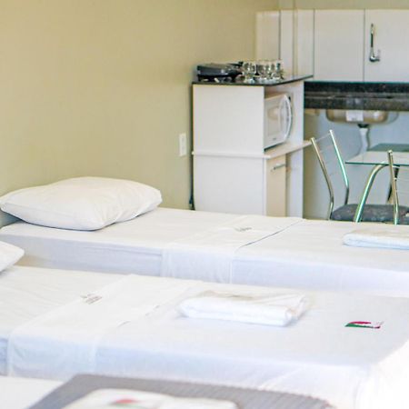 Pinheiro Flat Hotel Ibiapina Exterior photo